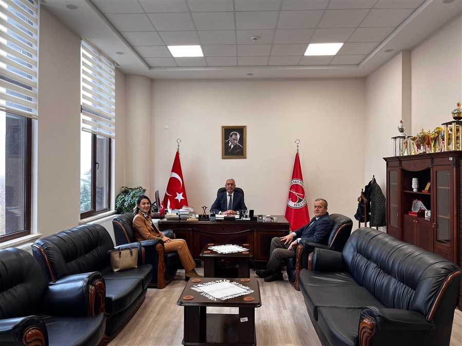 İL MÜDÜR VEKİLİMİZ SAYIN KÜBRA YUMRUDAŞ KASTAMONU ÜNİVERSİTESİ EĞİTİM FAKÜLTESİ DEKANINI ZİYARET ETTİ